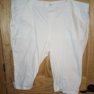 Women's White Capris